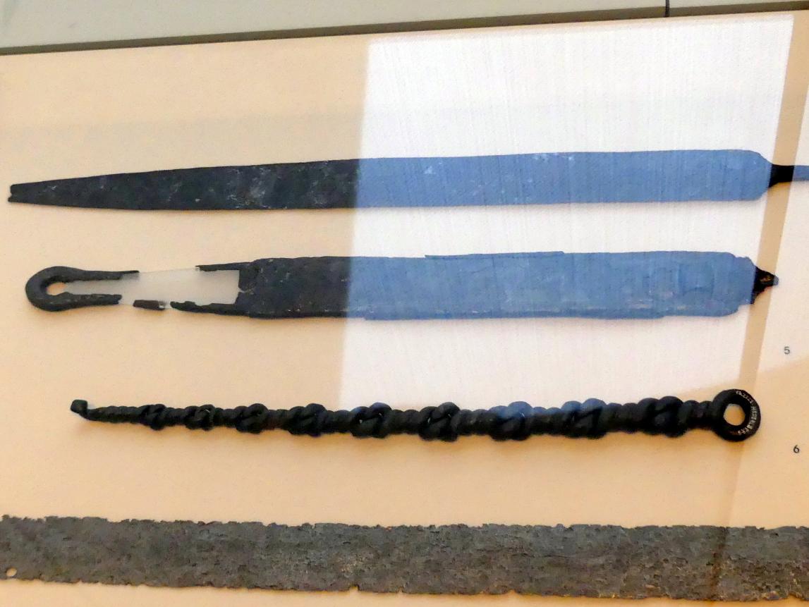 Griffangelschwert mit Scheide, Mittellatènezeit, 700 - 100 v. Chr., Bild 1/2