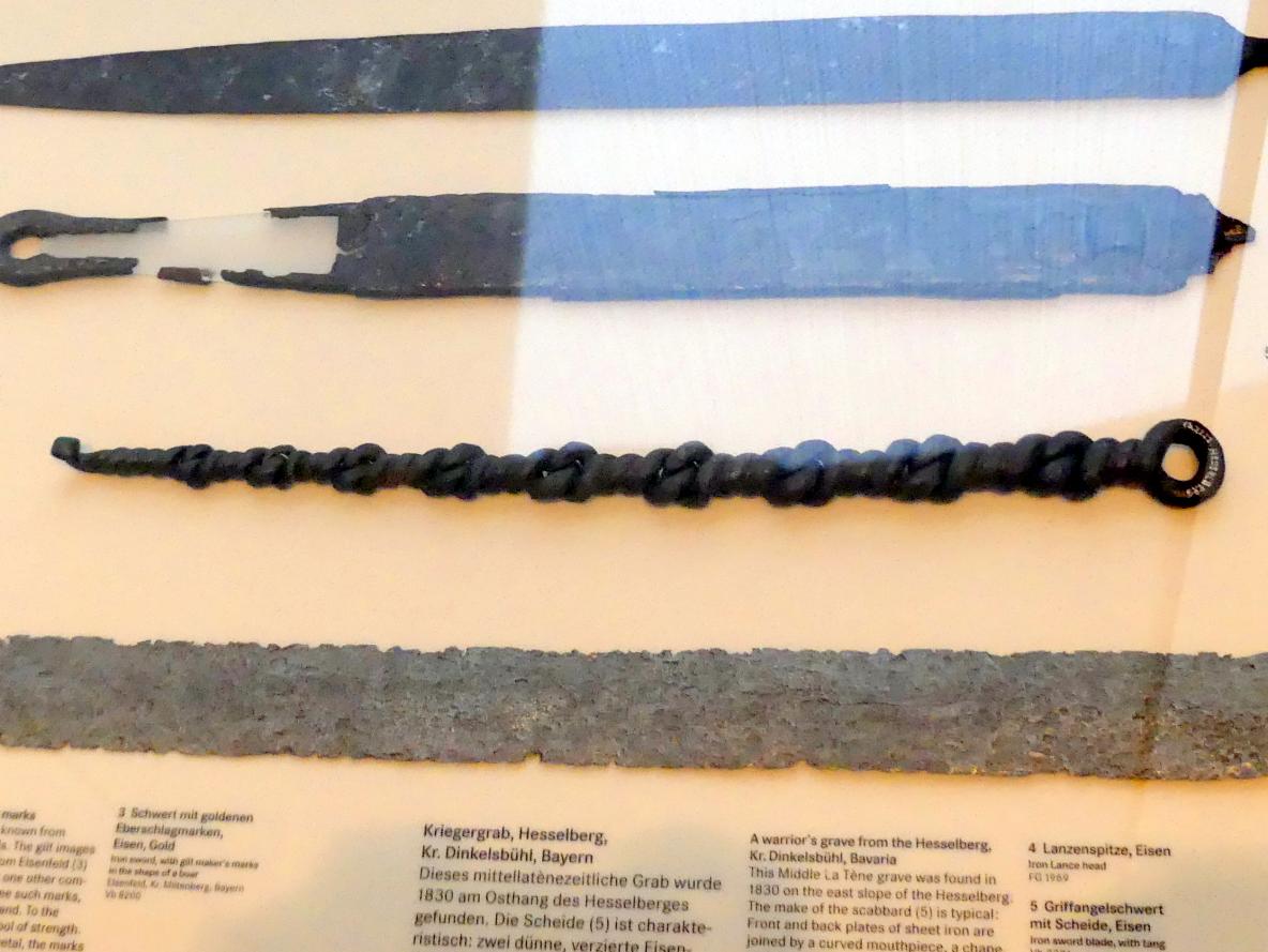 Gürtelkette, Mittellatènezeit, 700 - 100 v. Chr., Bild 1/2