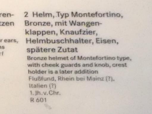 Helm, Typ Montefortino mit Wangenklappen, Knaufzier, Helmbuschhalter, Latènezeit, 700 - 1 v. Chr., 100 - 1 v. Chr., Bild 4/4