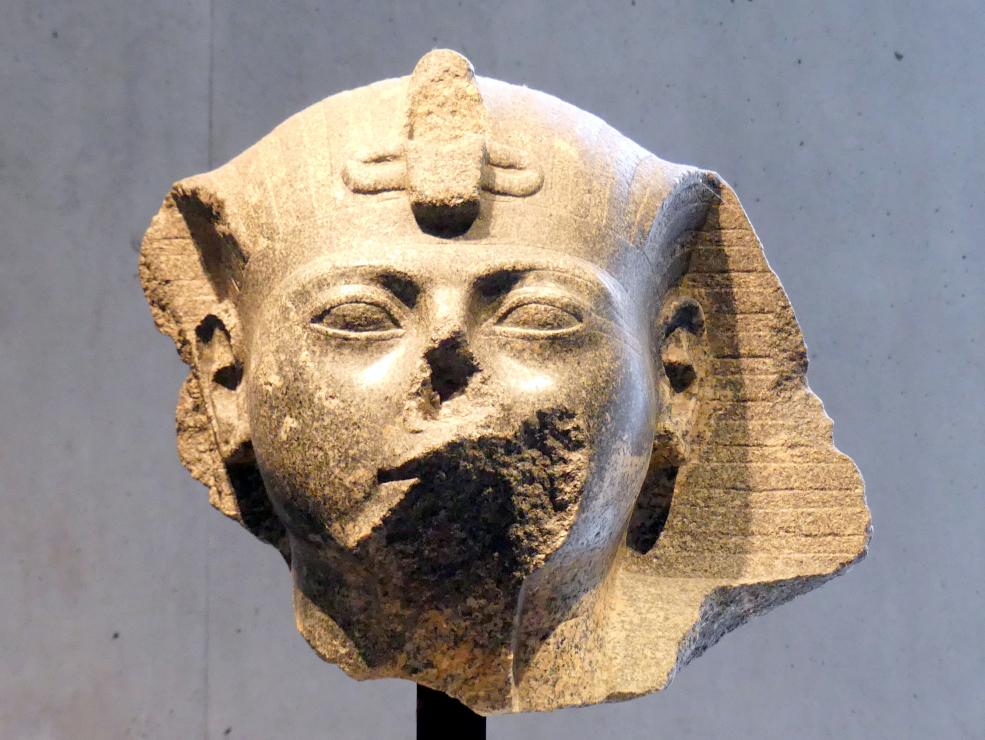 Statuenkopf des Pharao Ramses II. mit Königskopftuch, 19. Dynastie, 953 - 887 v. Chr., 1270 v. Chr.