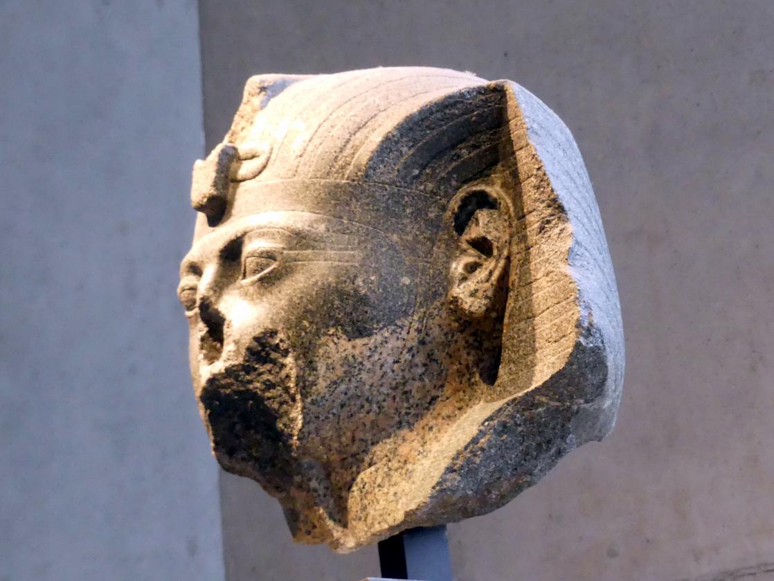 Statuenkopf des Pharao Ramses II. mit Königskopftuch, 19. Dynastie, 953 - 887 v. Chr., 1270 v. Chr., Bild 2/4