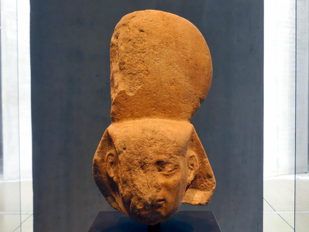 Kopf einer Statue des Pharao Schabaka mit Königskopftuch und Sonnenscheibe, 25. Dynastie, 705 - 690 v. Chr., 710 v. Chr.