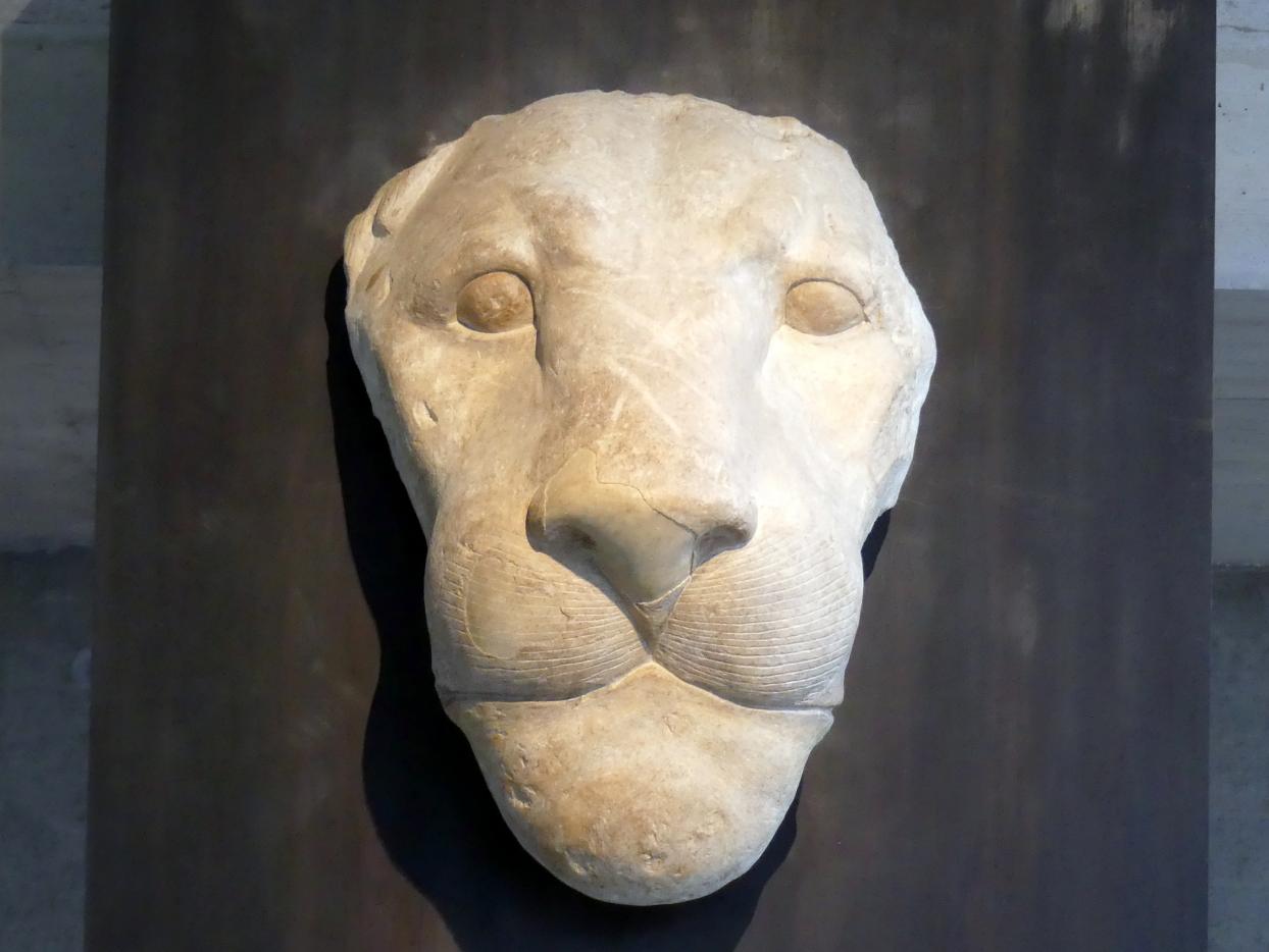 Kopf einer Löwenfigur von einem Wasserspeier, 18. Dynastie, 1210 - 966 v. Chr., 1450 - 1400 v. Chr.