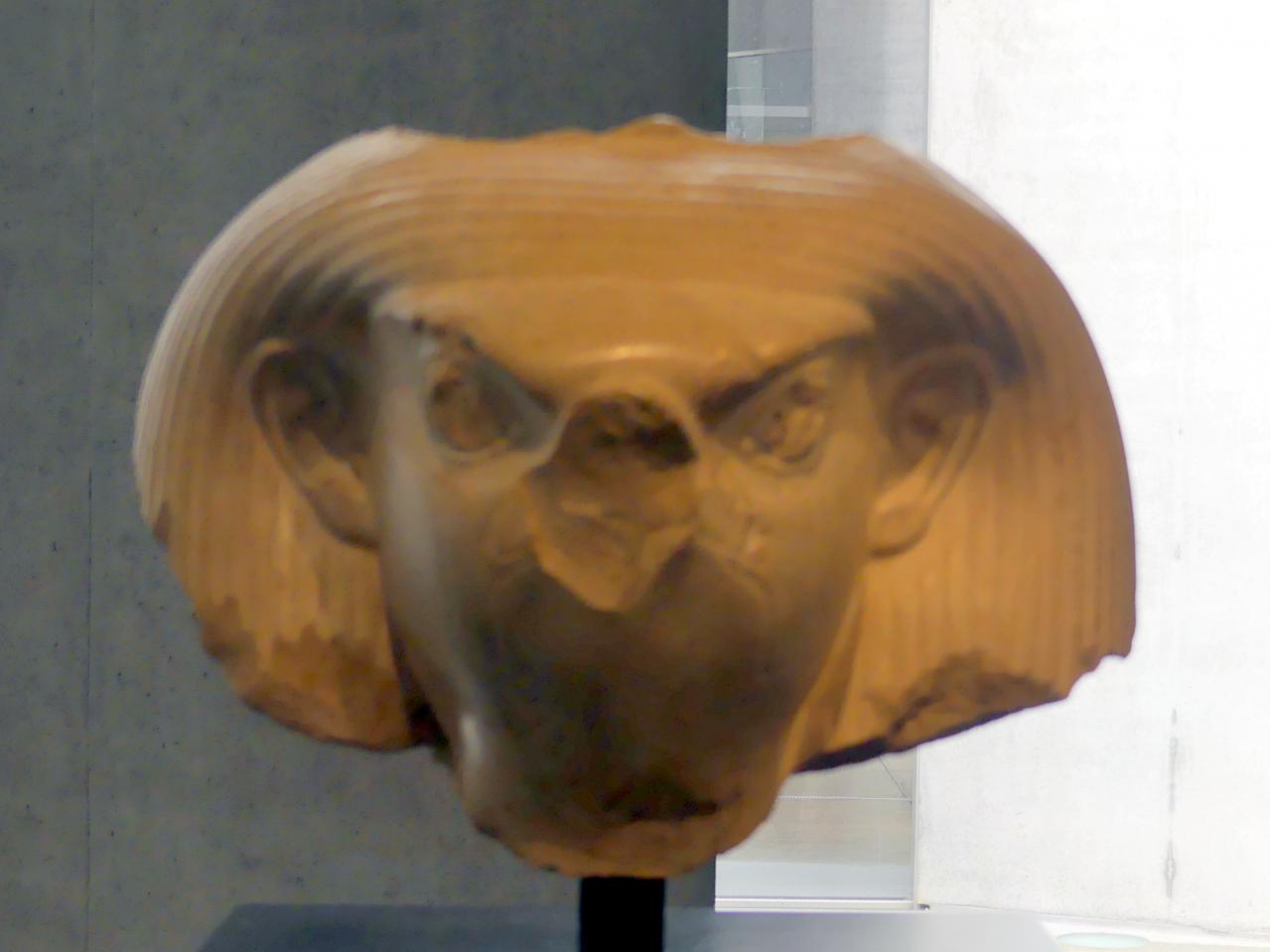 Kopf eines Falkengottes mit menschlichen Ohren, 12. Dynastie, 1803 - 1634 v. Chr., 1800 v. Chr.