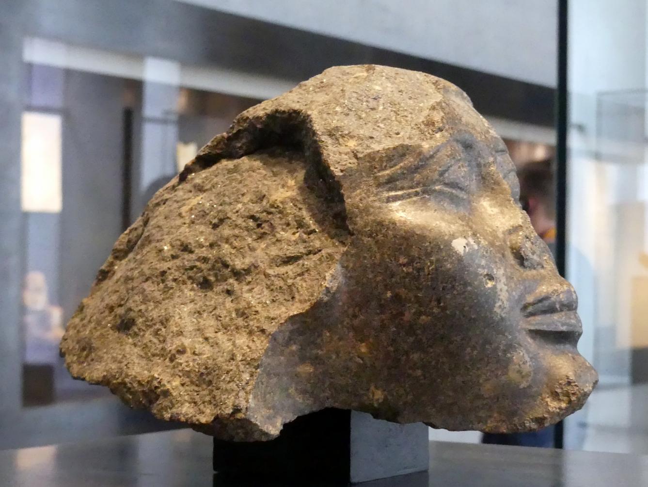 Kopf einer Würfelfigur, 12. Dynastie, 1678 - 1634 v. Chr., 1900 v. Chr., Bild 3/5