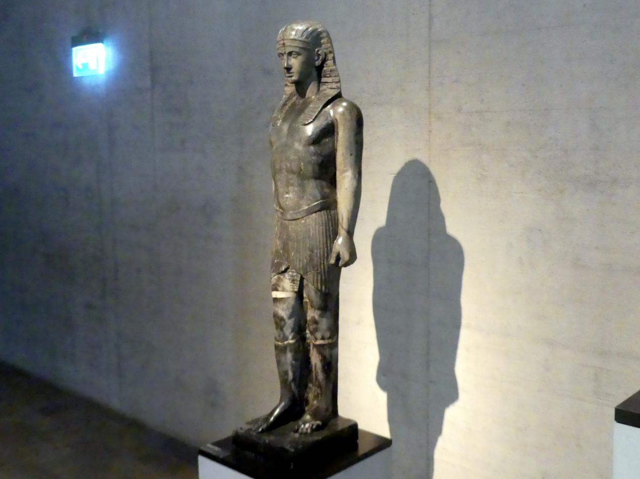 Ägyptisierende Königsstatue, Römische Kaiserzeit, 27 v. Chr. - 54 n. Chr., 135, Bild 2/4
