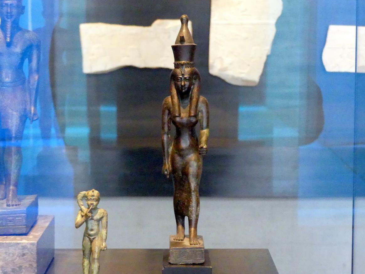 Göttertriade: Amun mit Federkrone, Mut und Chons als Kind, Spätzeit, 360 - 342 v. Chr., 700 - 600 v. Chr., Bild 3/7