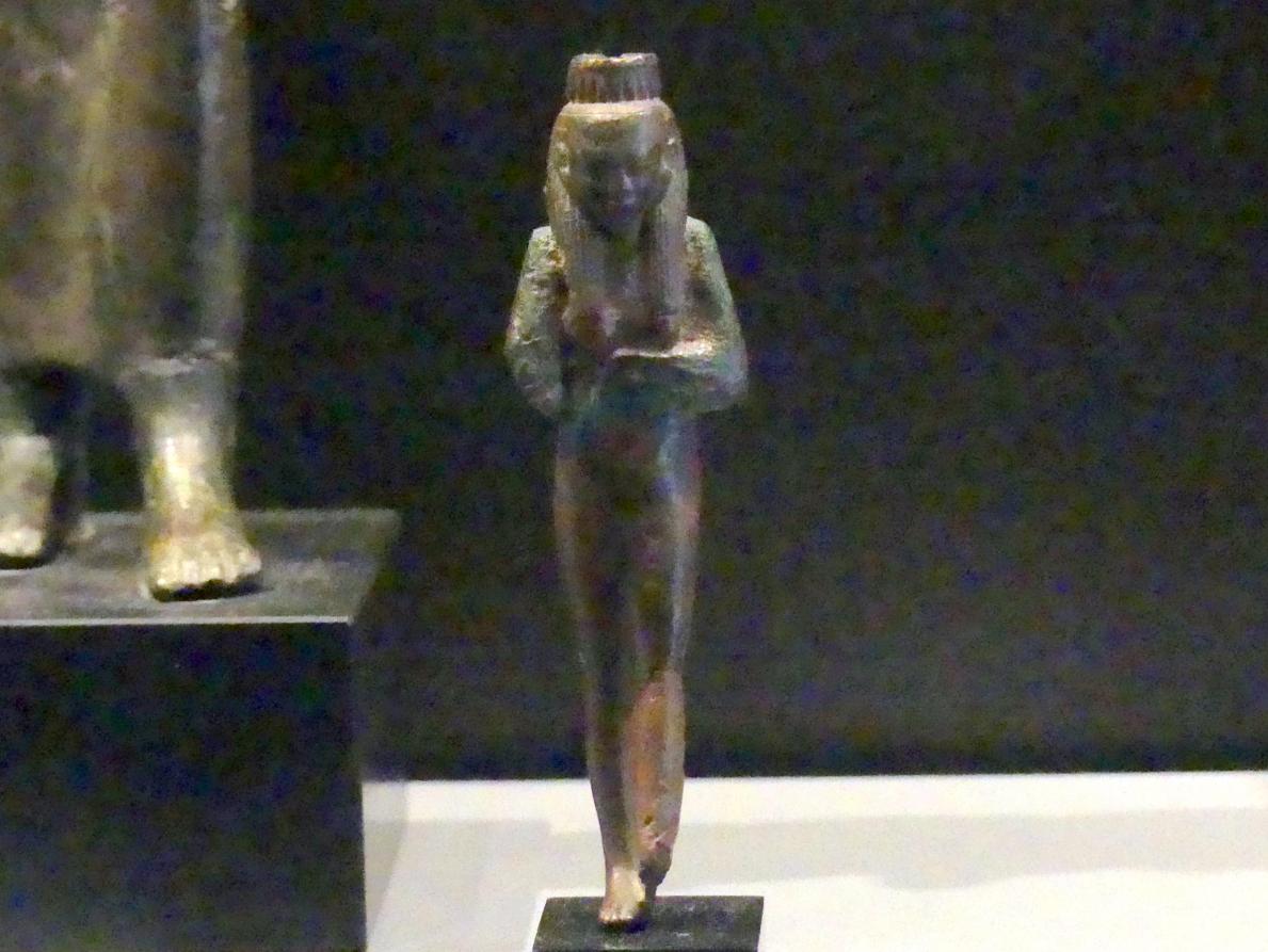 Statuette einer Königin, 20. Dynastie, Undatiert, 1100 v. Chr., Bild 1/2