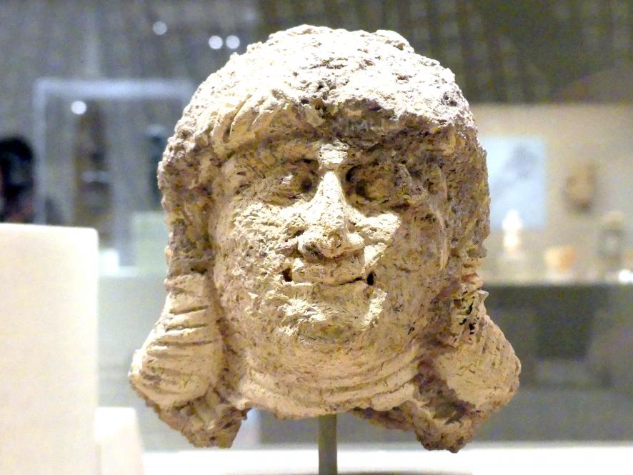 Weiblicher Kopf, Altbabylonische Zeit, 1419 - 1362 v. Chr., 2000 - 1600 v. Chr., Bild 1/2