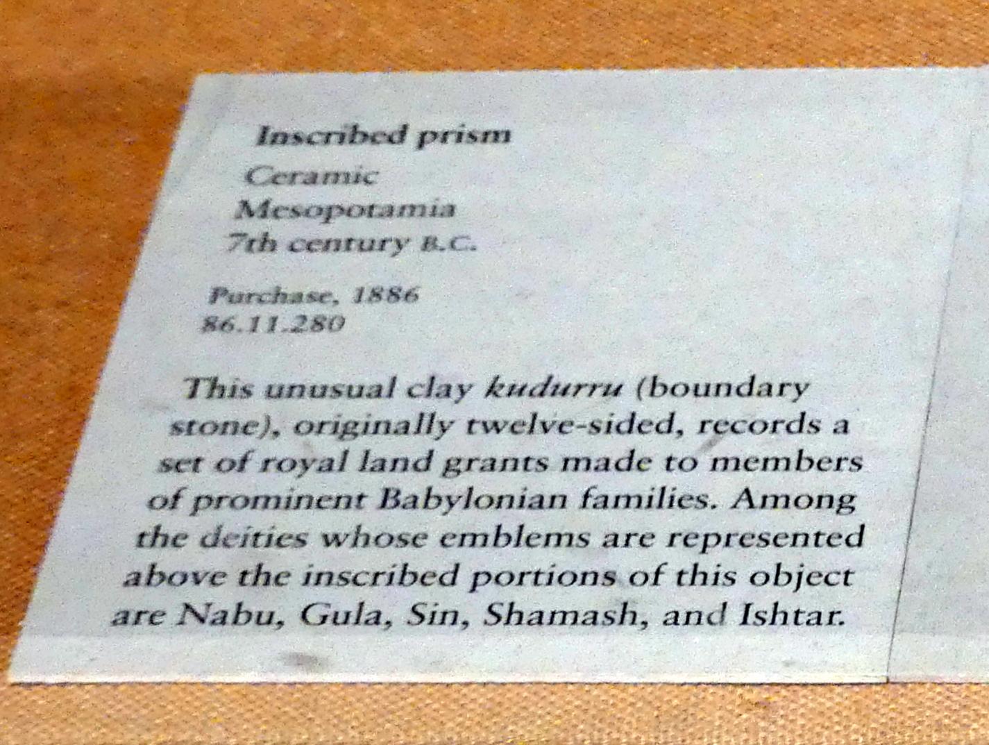 Beschriftetes Prisma, 700 - 600 v. Chr., Bild 2/2