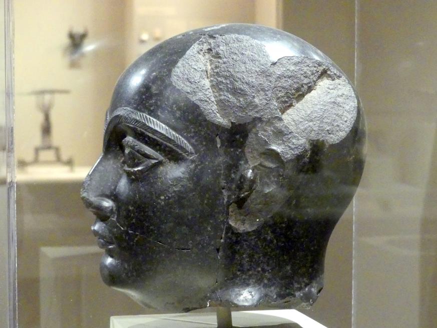 Kopf des Gudea, 2150 - 2100 v. Chr., Bild 2/4