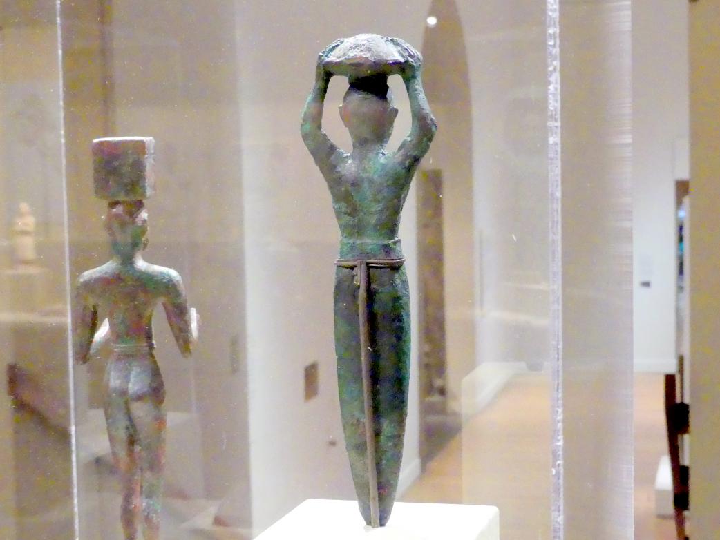 Gründungsfigur des Königs Šulgi von Ur mit einem Korb, Ur III, Undatiert, 2100 - 2000 v. Chr., Bild 3/4