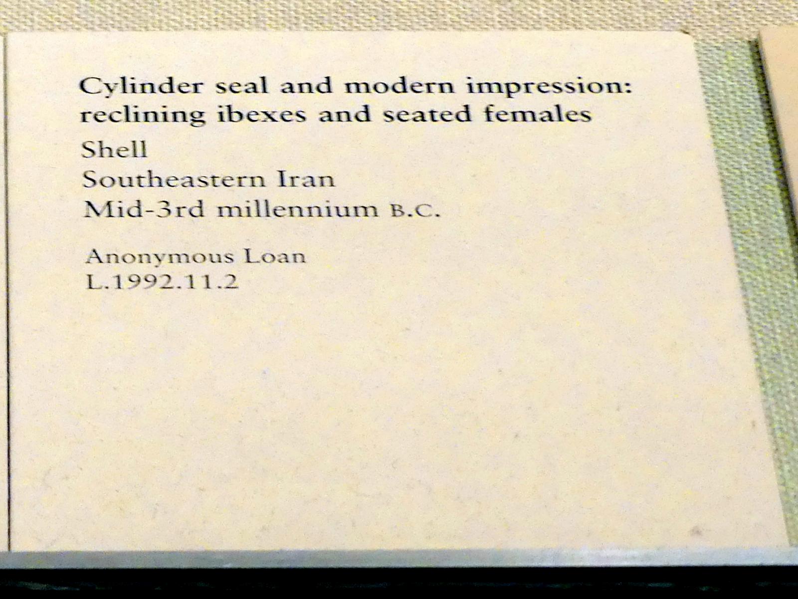 Rollsiegel mit modernem Abdruck: liegende Steinböcke und sitzende Frauen, Frühe Bronzezeit, 3365 - 1200 v. Chr., 2500 v. Chr., Bild 2/2