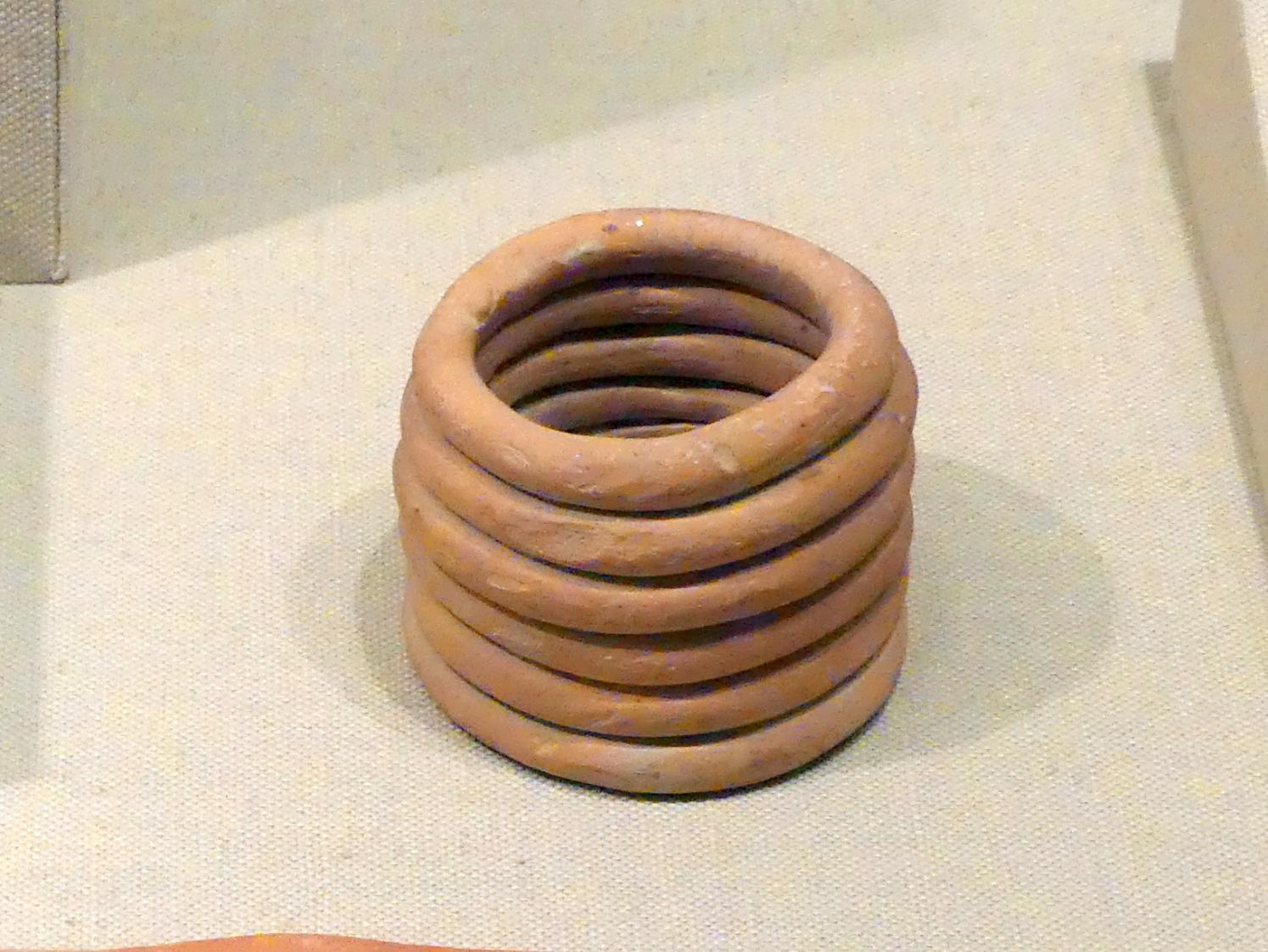 Spulenarmring, Harappan 3, 2600 - 1900 v. Chr., 2600 - 1900 v. Chr., Bild 1/2