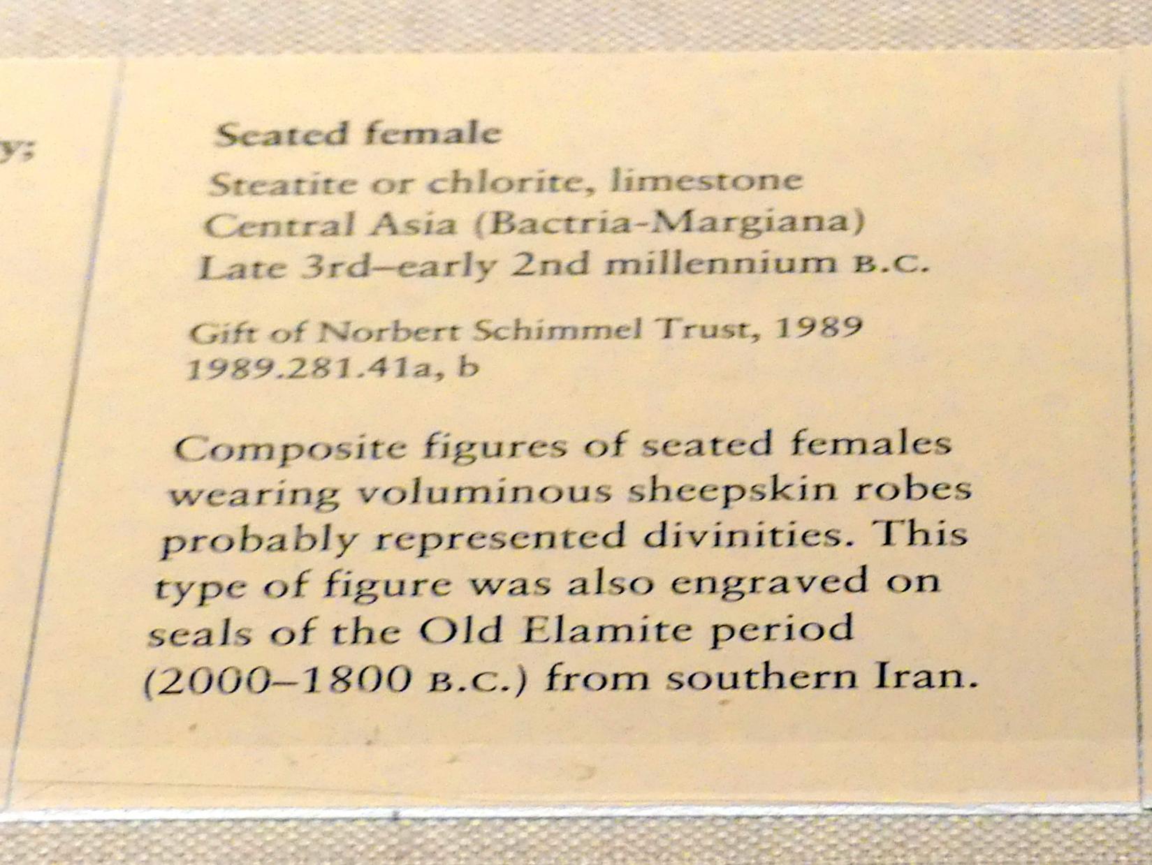 Sitzende Frau, Bronzezeit, 3365 - 700 v. Chr., 2200 - 1700 v. Chr., Bild 2/2