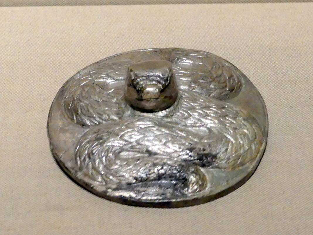 Deckel mit einer Schlange, 2200 - 1800 v. Chr., Bild 1/2