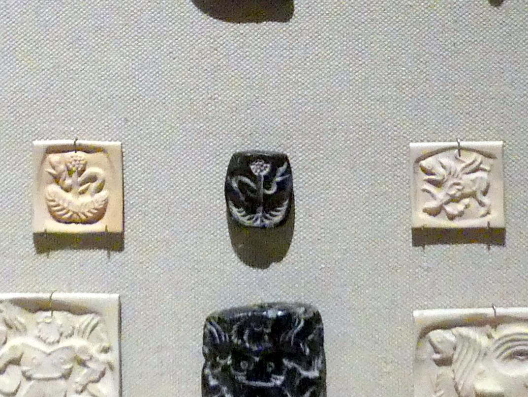 Doppelseitiges Stempelsiegel und moderner Abdruck: Schlange hinter Baum; geflügelter Drache, Bronzezeit, 3365 - 700 v. Chr., 2200 - 1800 v. Chr.