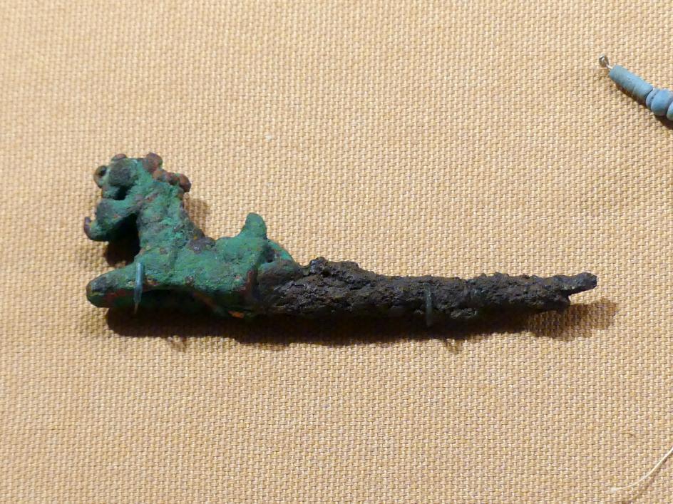 Brosche in Form eines Löwen, 900 - 800 v. Chr.