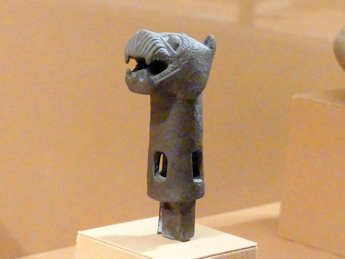Löwenkopf-Abschluss, Eisenzeit II, 1000 - 700 v. Chr., 900 - 800 v. Chr., Bild 1/2