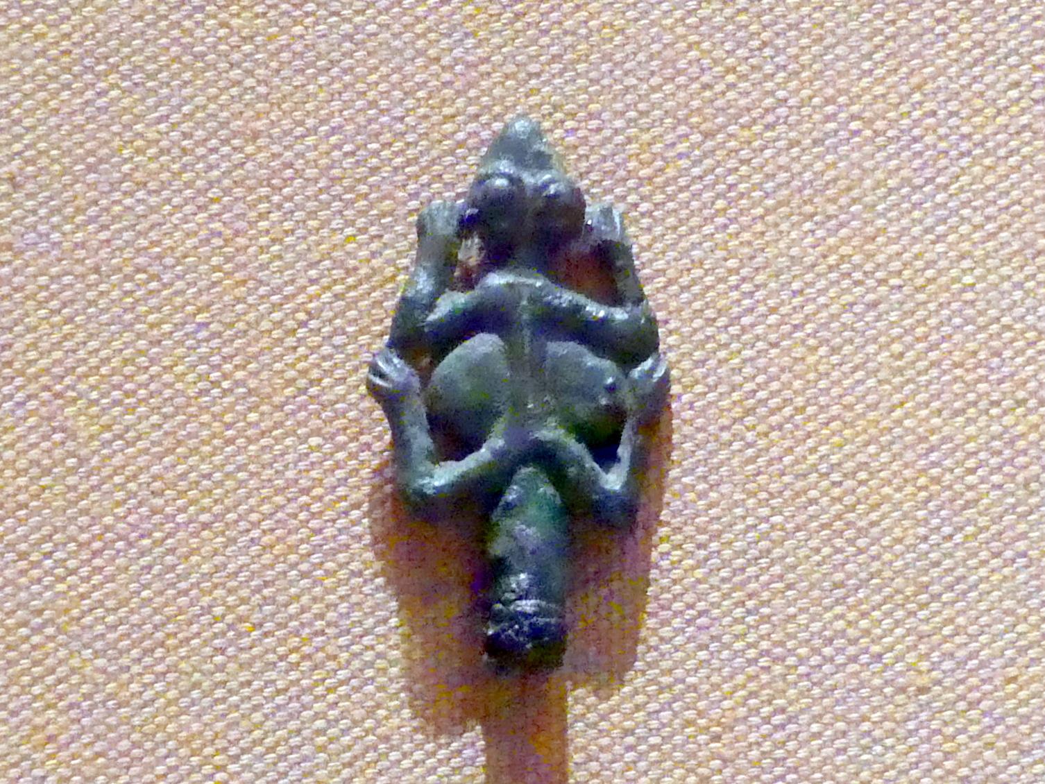 Nadelkopf in Form eines Frosches, Eisenzeit III, 800 - 600 v. Chr., 800 - 600 v. Chr.