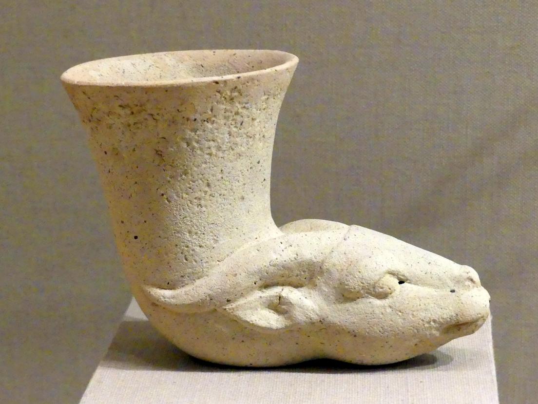 Becher mit Antilopenende, Eisenzeit III, 800 - 600 v. Chr., 800 - 700 v. Chr.
