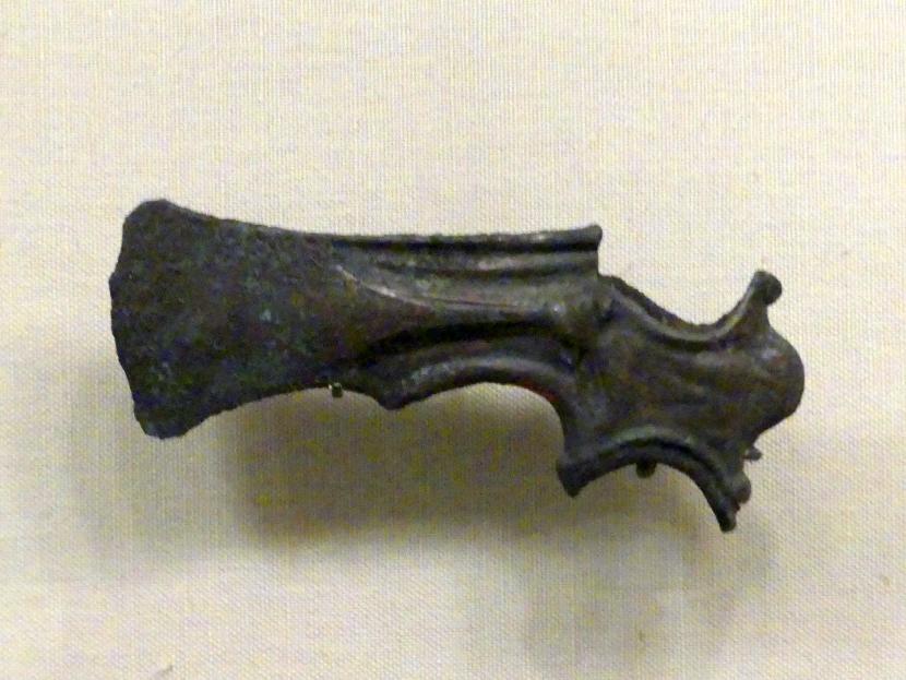 Schaftlochaxt, 2200 - 1800 v. Chr., Bild 1/2