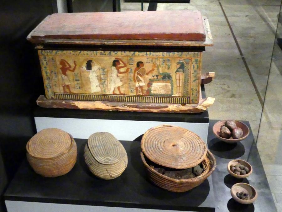 Ausstattung eines Kindergrabes, 19. Dynastie, 953 - 887 v. Chr., 1220 v. Chr., Bild 3/8