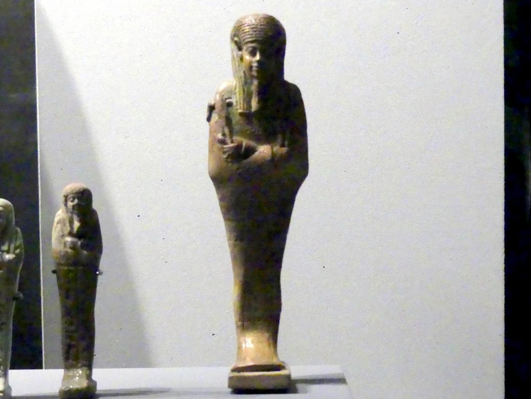 Uschebti mit zwei verschiedenen Hacken, 30. Dynastie, 380 - 342 v. Chr., 380 - 340 v. Chr.