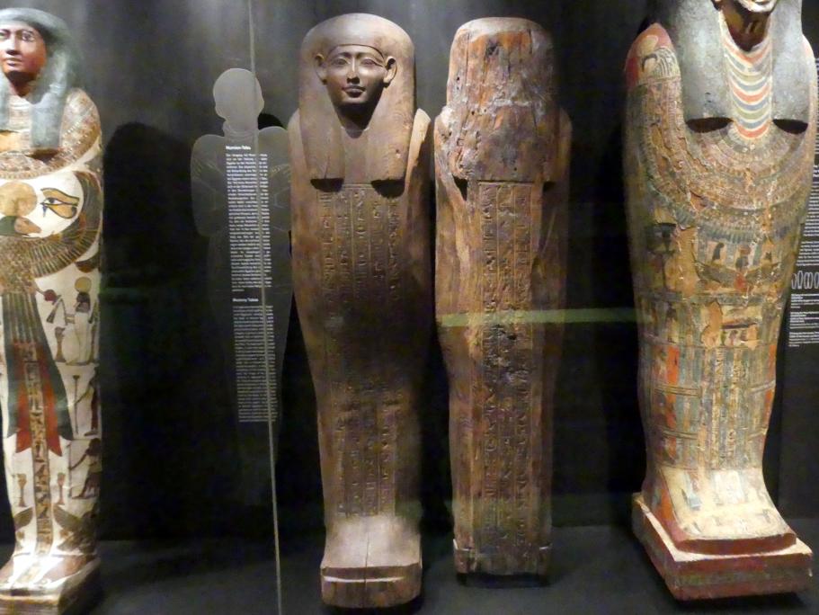 Sarg der Nes-Nehemet-awai mit Jenseitstexten, Ptolemäische Zeit, 400 v. Chr. - 1 n. Chr., 320 v. Chr.