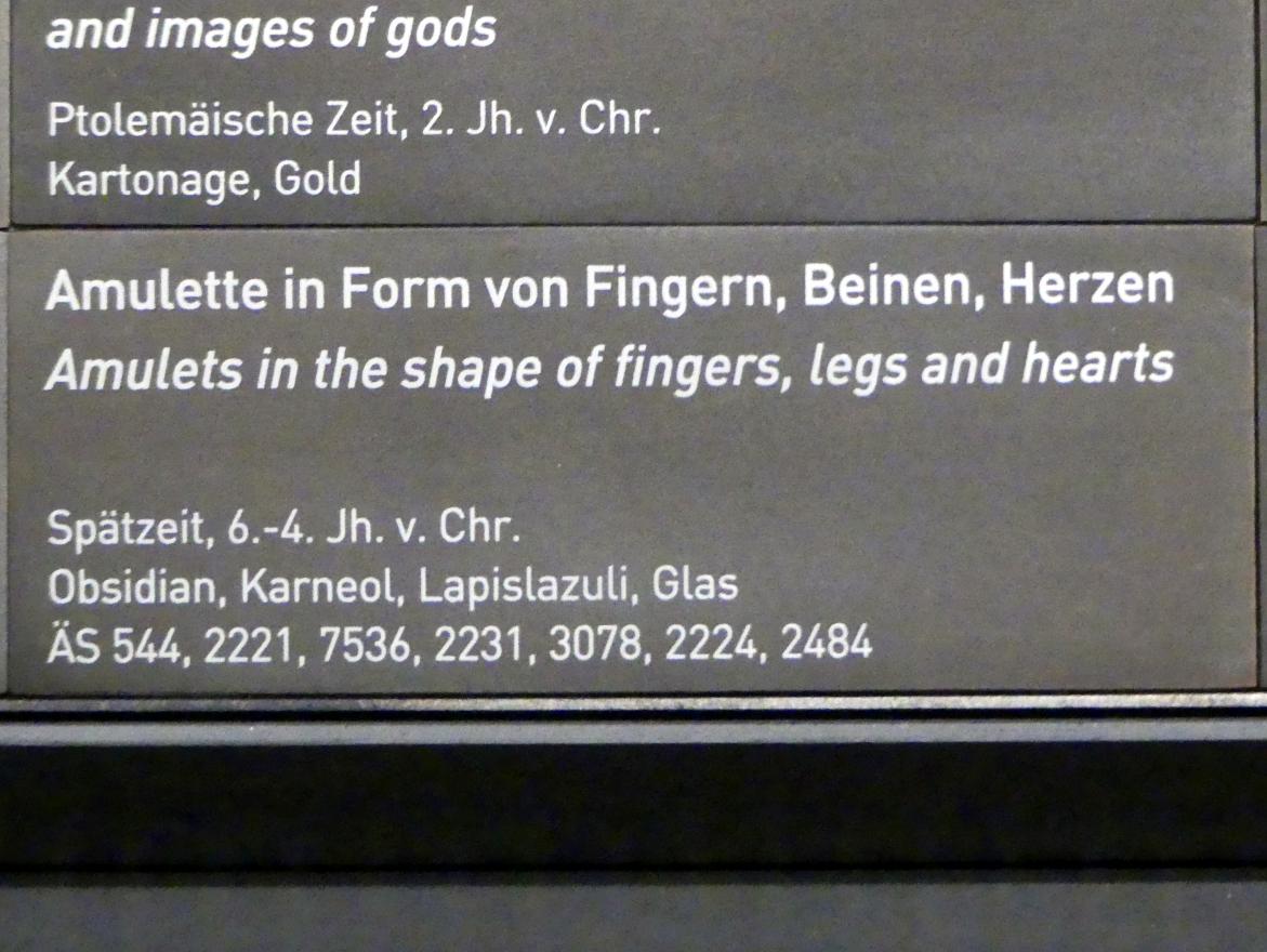Amulette in Form von Fingern, Beinen, Herzen, Spätzeit, 360 - 342 v. Chr., 600 - 300 v. Chr., Bild 4/4