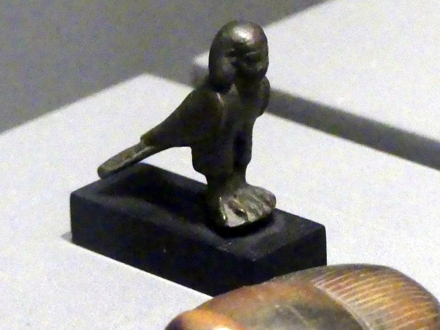 Figur eines Vogels mit Menschenkopf, Erscheinungsform der menschlichen Seele, Spätzeit, 360 - 342 v. Chr., 600 - 300 v. Chr., Bild 2/3