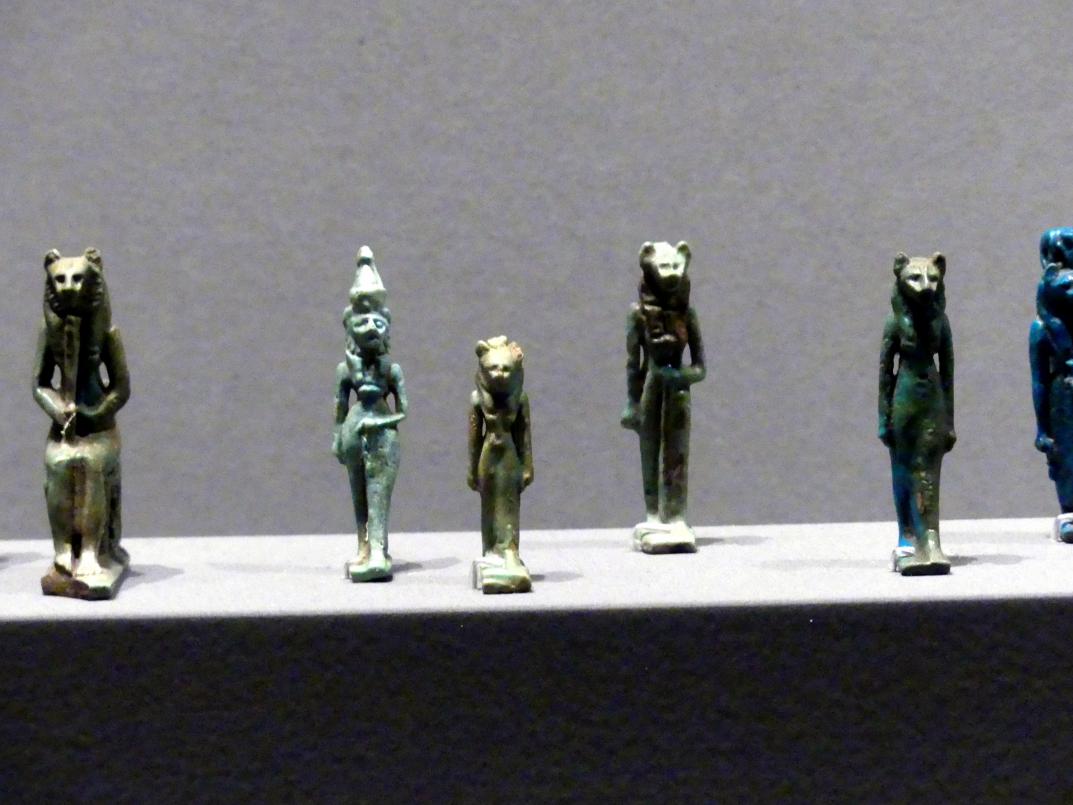 Amulette und Figuren von löwenköpfigen Göttinnen, 900 - 100 v. Chr., Bild 4/7