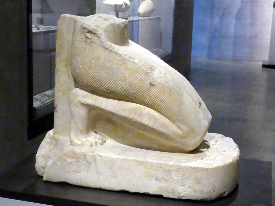 Unterteil einer Kniefigur des Pharao Thutmosis III., 18. Dynastie, Undatiert, 1450 v. Chr., Bild 2/4