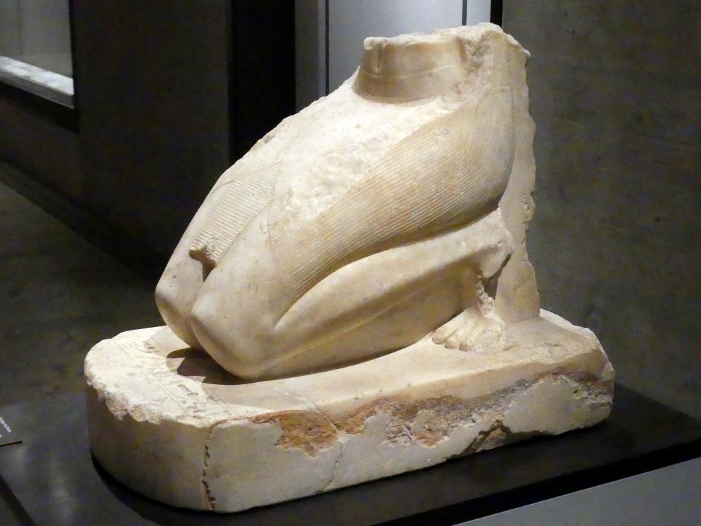 Unterteil einer Kniefigur des Pharao Thutmosis III., 18. Dynastie, Undatiert, 1450 v. Chr., Bild 3/4