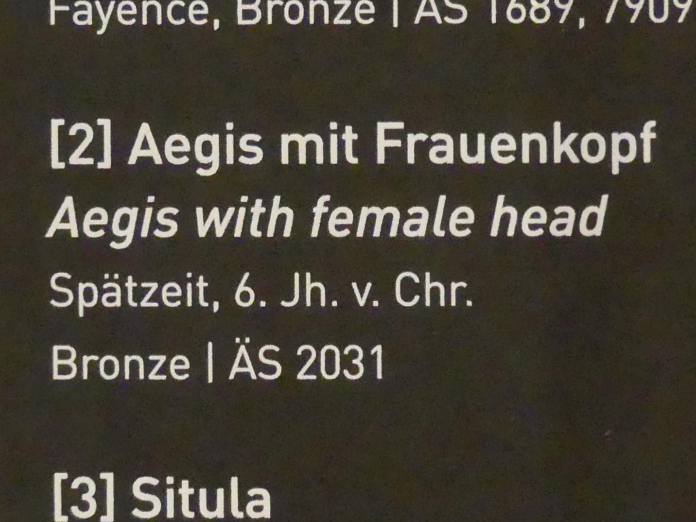 Aegis mit Frauenkopf, Spätzeit, 360 - 342 v. Chr., 600 - 500 v. Chr., Bild 2/2