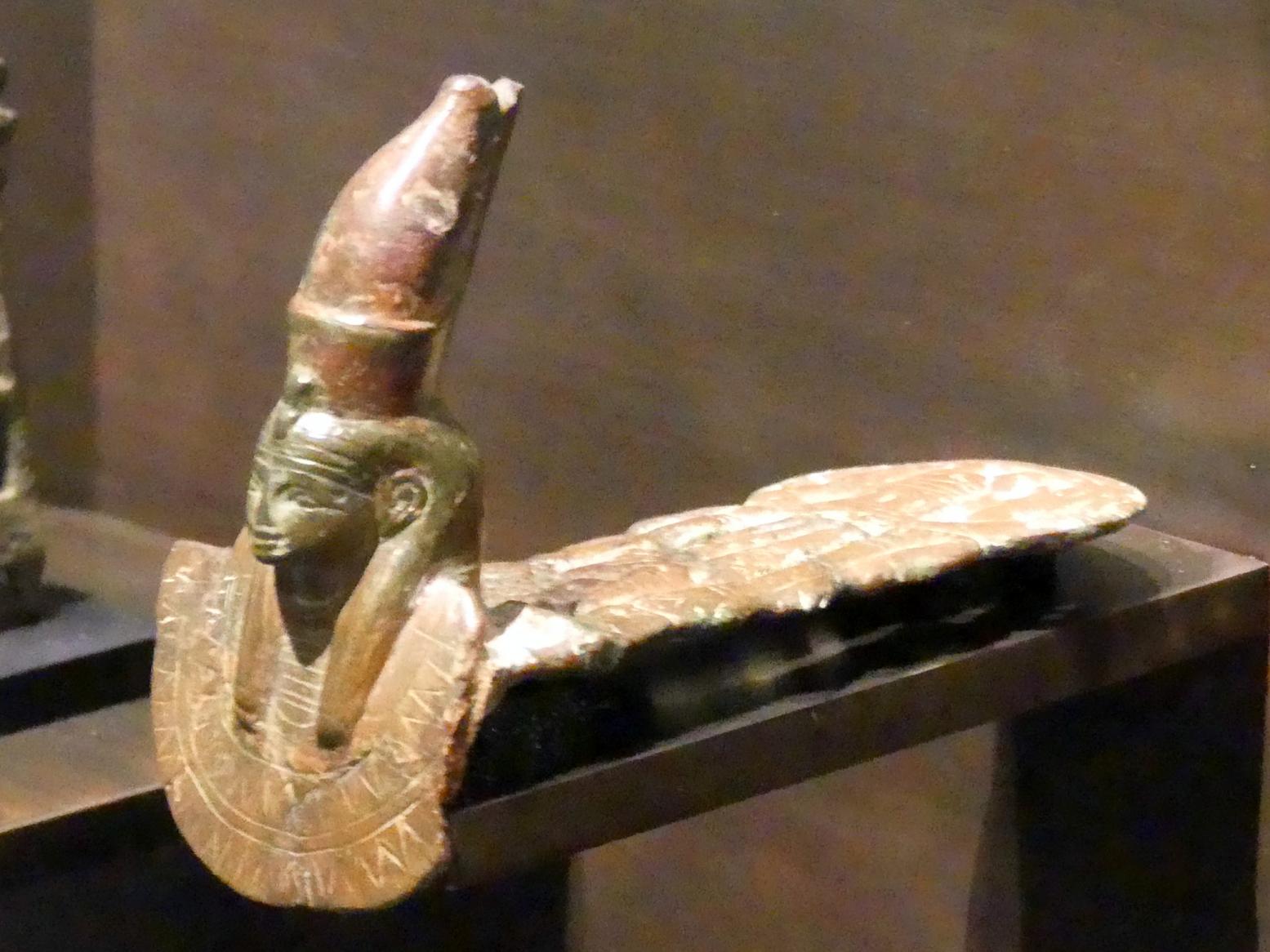 Menit mit Hathorkopf, 26. Dynastie, 526 - 525 v. Chr., 600 v. Chr., Bild 3/4