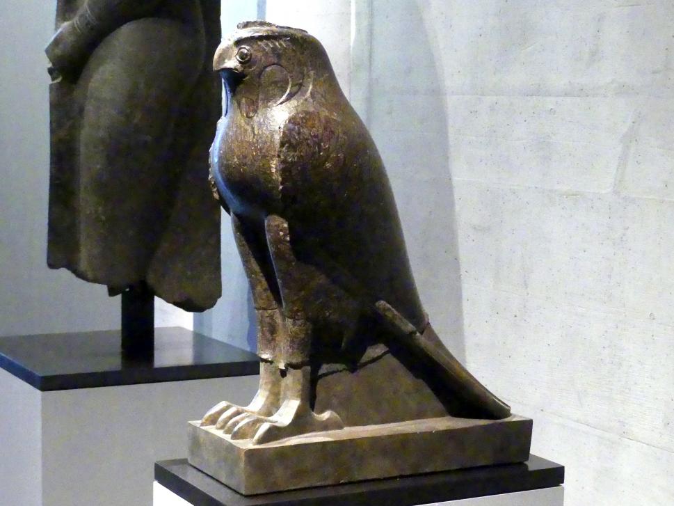 Figur des Gottes Horus als Falke, Ptolemäische Zeit, 400 v. Chr. - 1 n. Chr., 300 - 200 v. Chr., Bild 3/4