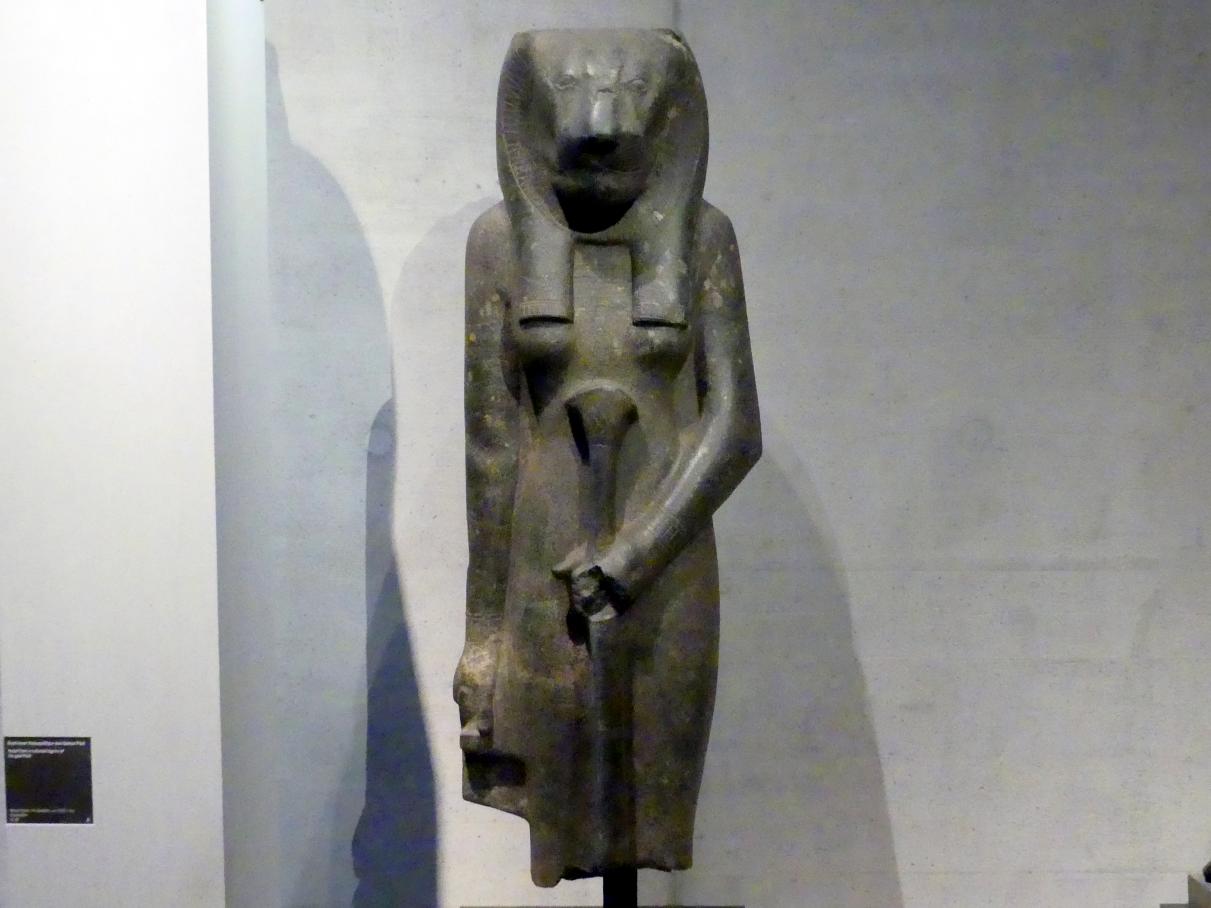 Standfigur der Göttin Sachmet, 19. Dynastie, 966 - 859 v. Chr., 1250 v. Chr., Bild 1/3