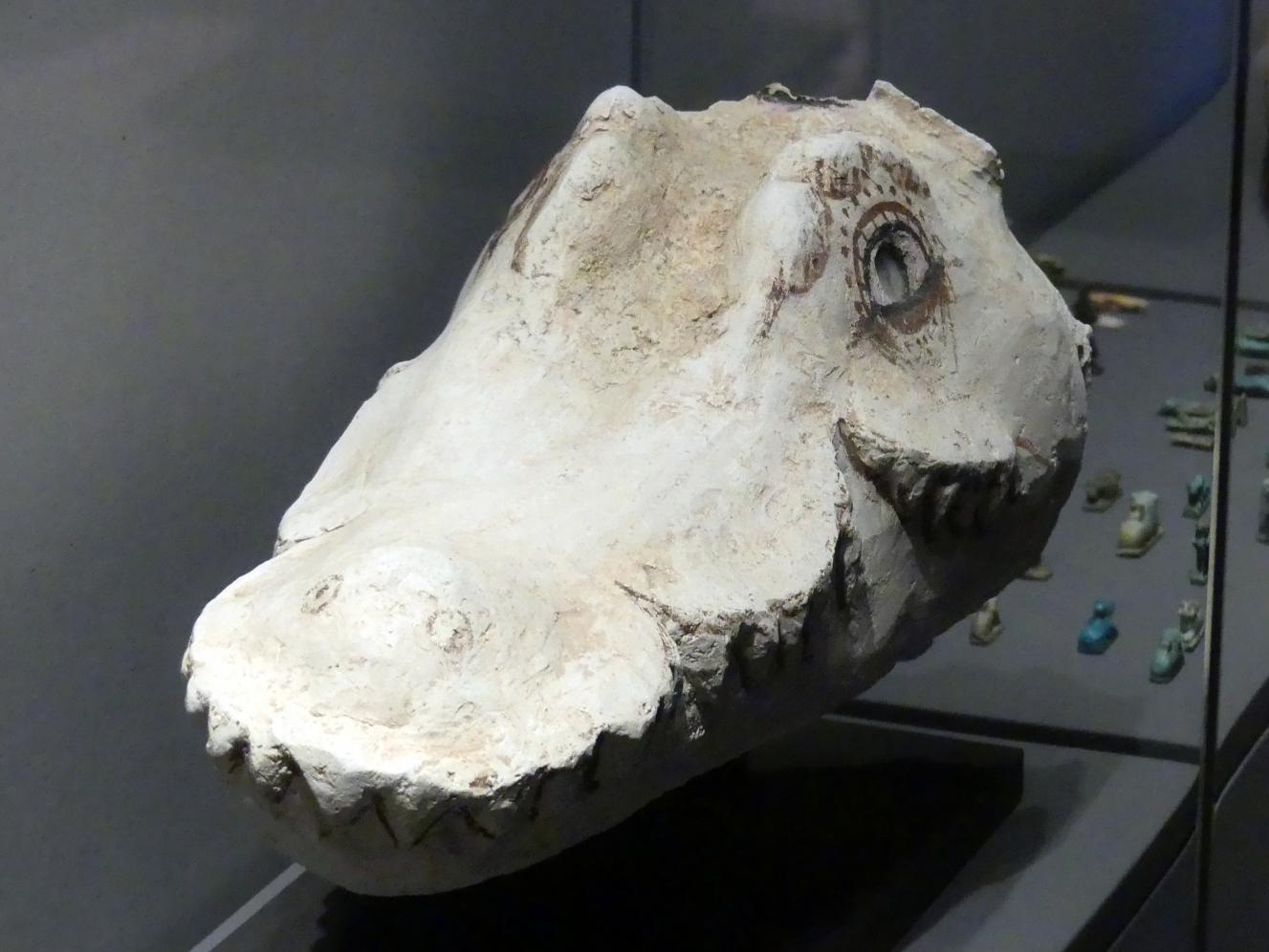 Mumienmaske eines Krokodils mit Resten der Leinenbinden (innen), Römische Kaiserzeit, 27 v. Chr. - 54 n. Chr., 1 - 200, Bild 2/3