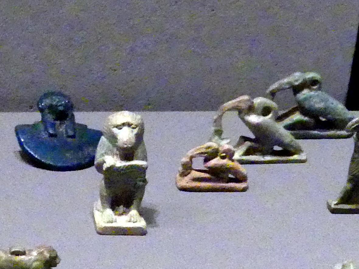 Amulette: Gott Thot in Tiergestalt als Ibis und Pavian, 600 - 100 v. Chr., Bild 1/3