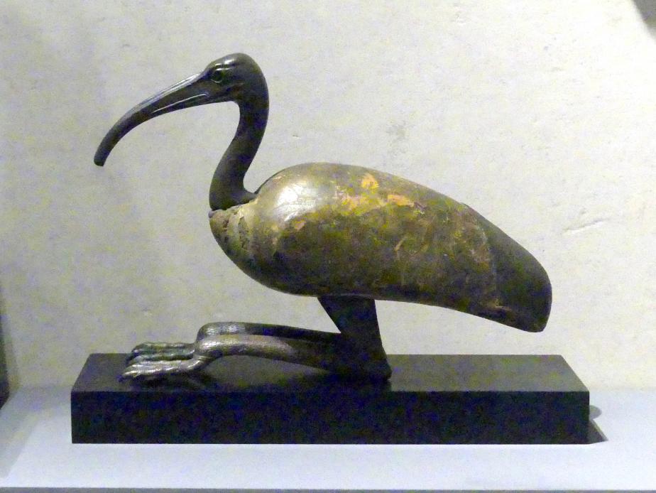 Figur eines hockenden Ibis, Erscheinungsform des Schreibergottes Thot, Spätzeit, 360 - 342 v. Chr., 400 - 300 v. Chr.