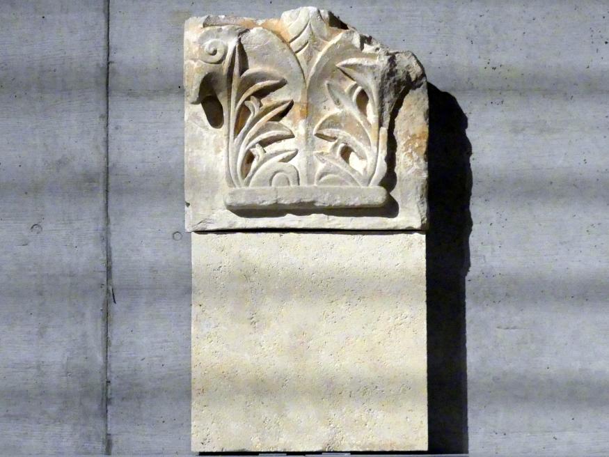 Pilasterkapitell nach korinthischem Vorbild, Koptische Zeit, 200 - 800, 300 - 500, Bild 1/2