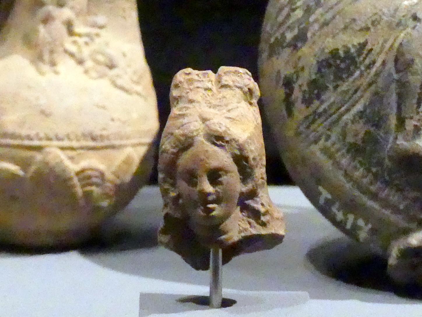 Kopf der Figur einer Göttin, 200 v. Chr. - 200 n. Chr.