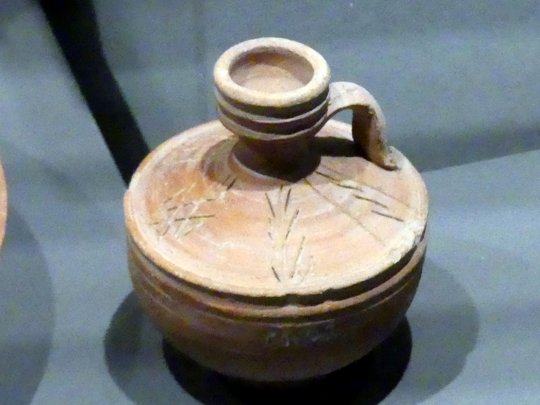 Henkelkanne, 200 v. Chr. - 400 n. Chr., Bild 2/3