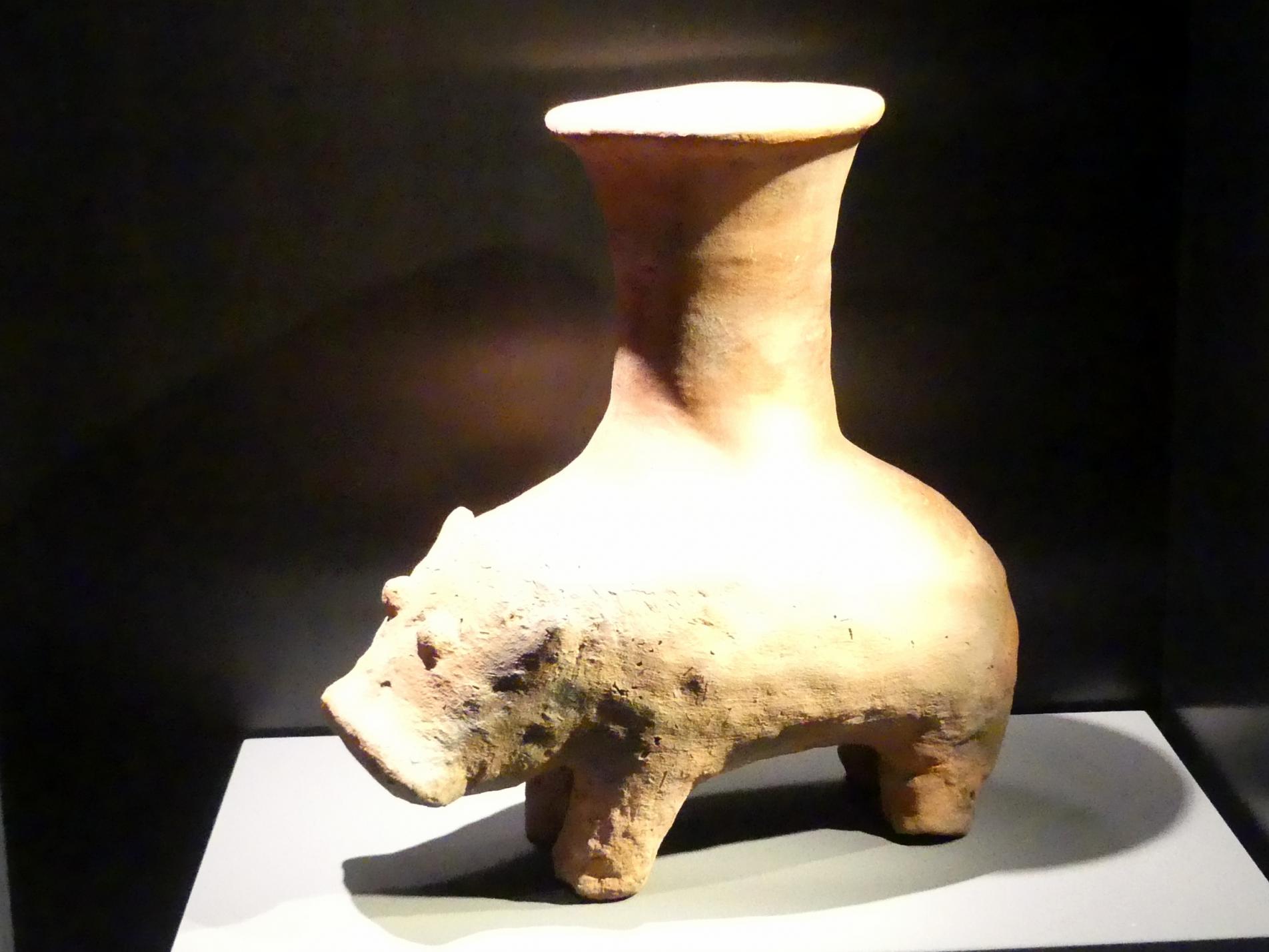 Gefäß in Gestalt eines Nilpferdes, Naqada-Kultur, 4000 - 3100 v. Chr., 3500 v. Chr.