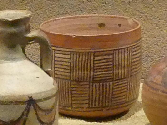 Becher mit ornamentalem Dekor, Meroitische Zeit, 200 v. Chr. - 500 n. Chr., 1 - 200, Bild 1/2