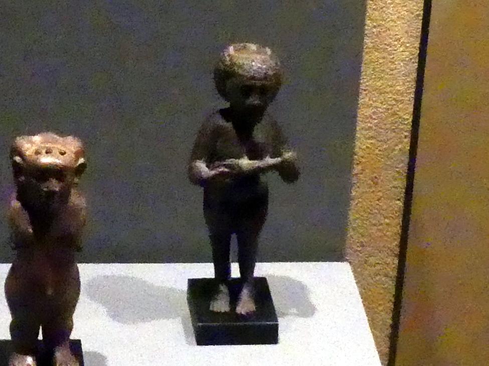 Figur einer nubischen Lautenspielerin, 18. Dynastie, Undatiert, 1400 v. Chr., Bild 1/2