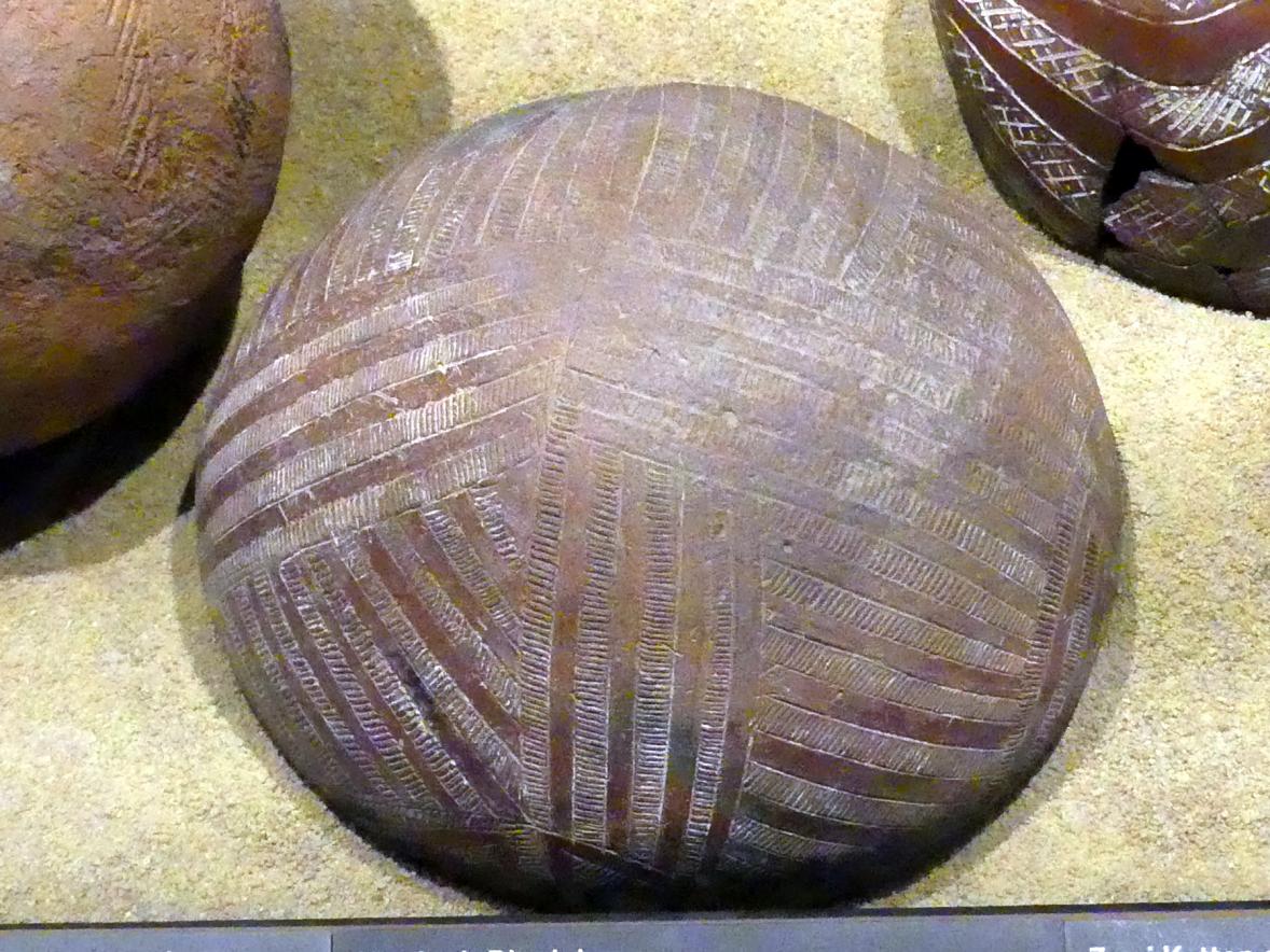 Napf mit Ritzdekor, C-Gruppe, 1900 - 1550 v. Chr., 1900 - 1700 v. Chr.
