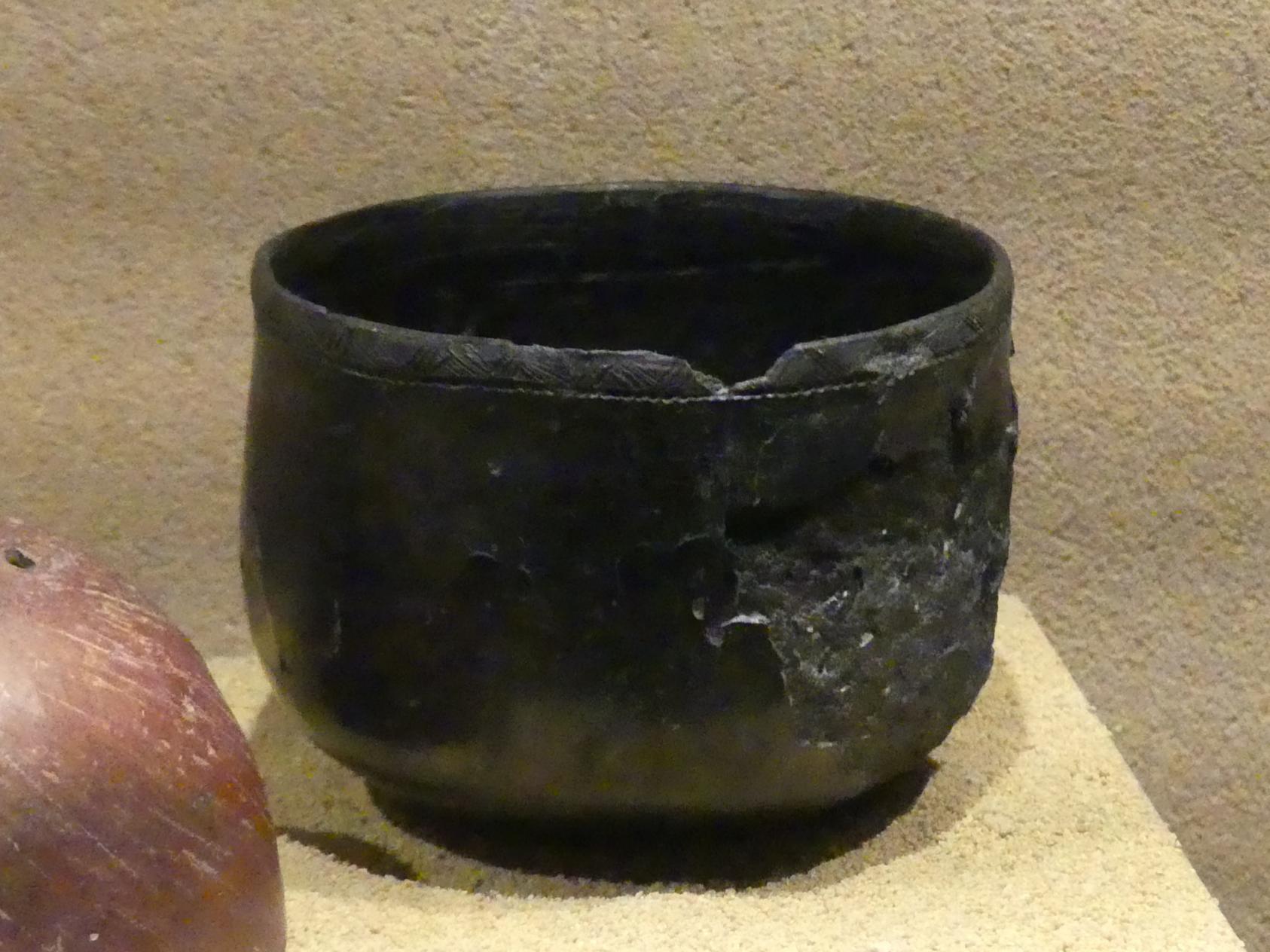 Napf mit Ritzmuster, 1700 - 1600 v. Chr.