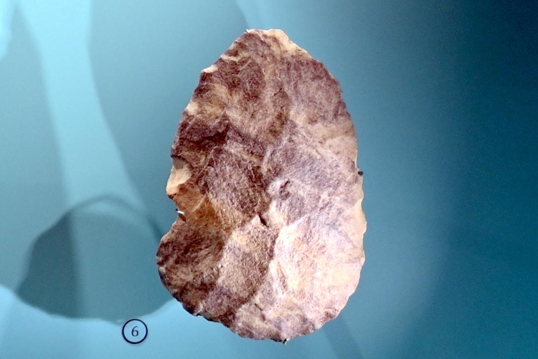 Faustkeil, 70000 - 40000 v. Chr.